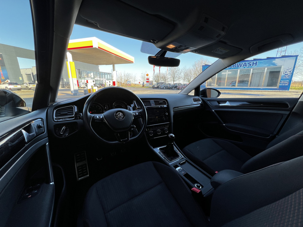 Volkswagen Golf 1.0 TSI Highline Business | Carplay | Radio | NAV | Stoelverwarming | Trekhaak 50571262-4.jpg | Auto Toonder