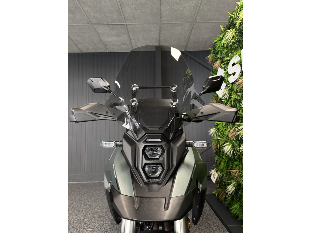 Suzuki V-Strom 800 52167062-2.jpg | Auto Toonder