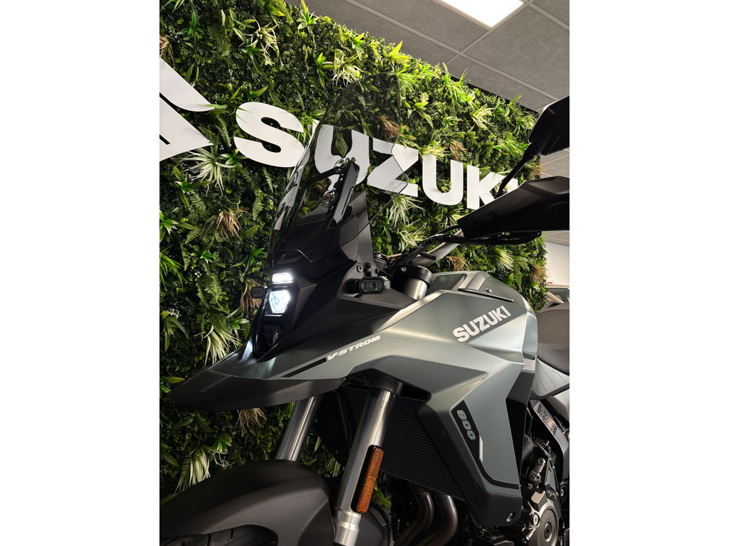 Suzuki V-Strom 800 52167062-3.jpg | Auto Toonder