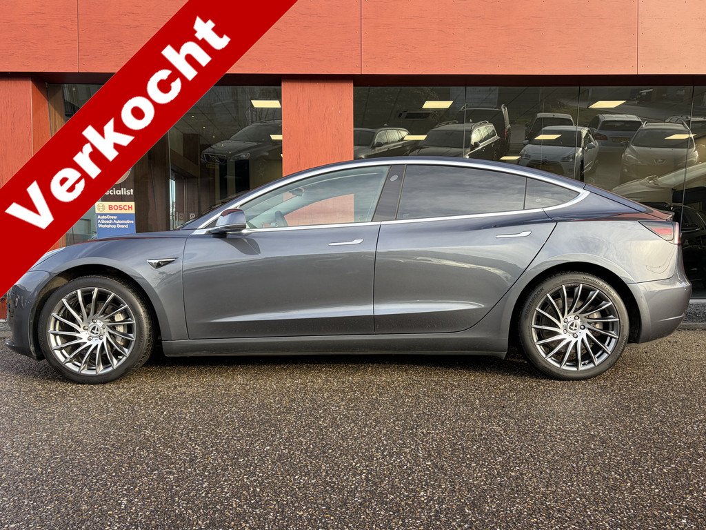 Tesla Model 3 Standard RWD Plus 60 kWh | Autopilot | 19'' LMV | Camera 51531809-0.jpg | Auto Toonder
