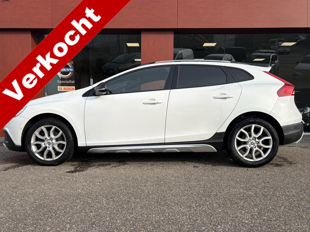 Volvo V40 Cross Country 2.0 T4 Summum AUTOMAAT | LEER | TREKHAAK | STYLING PACK | PANO | MEMORY 52322537-0.jpg | Auto Toonder